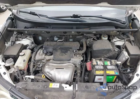 2017 Toyota Rav4 Le z USA, uszkodzony, nr VIN JTMZFREV3HJ124333